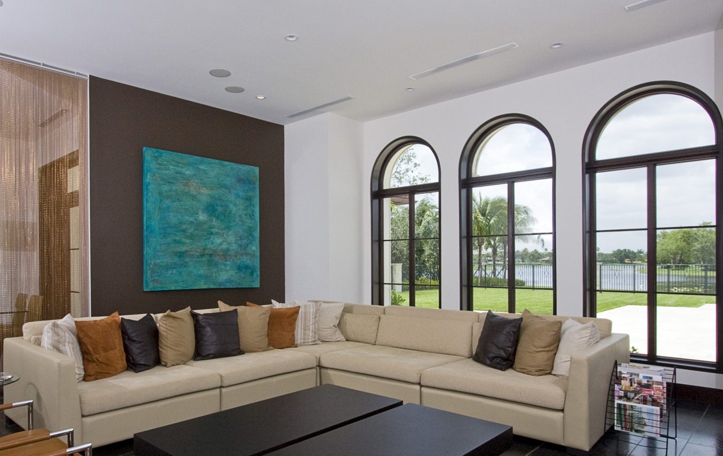 CUA NHOM ALUDOOR CONG TRINH 2