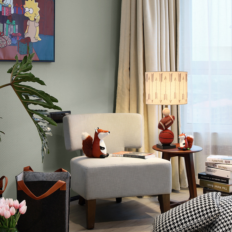 Den trang tri de ban KLB004 1