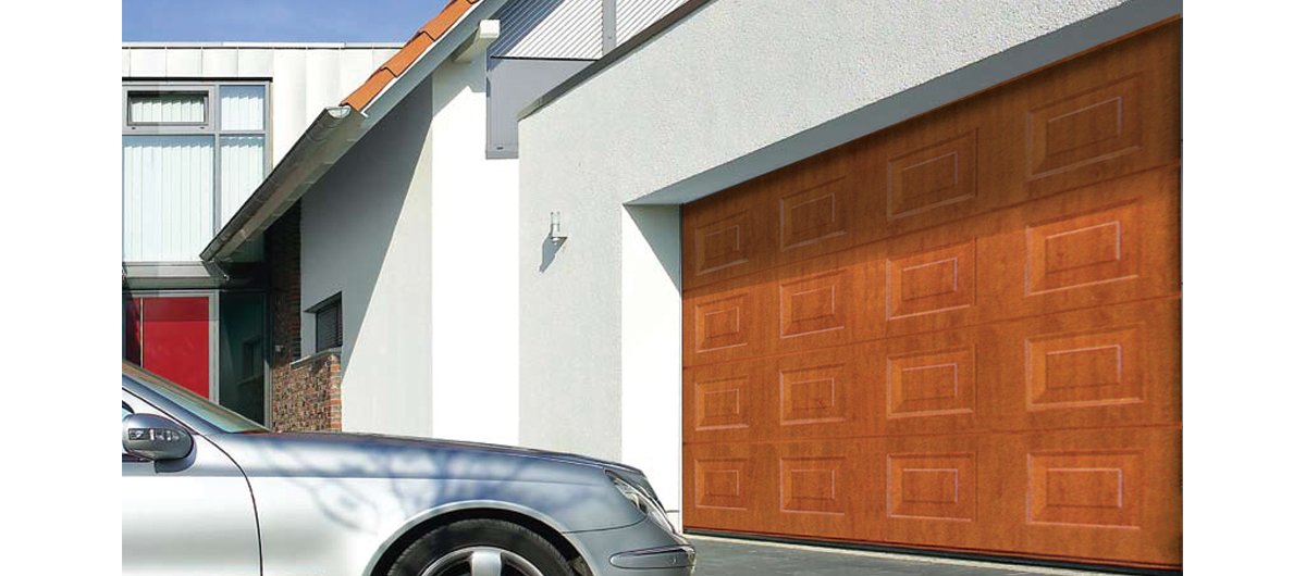 Cua cuon truot tran Aludoor 3