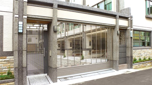 cua cuon ALUDOOR NICE 3