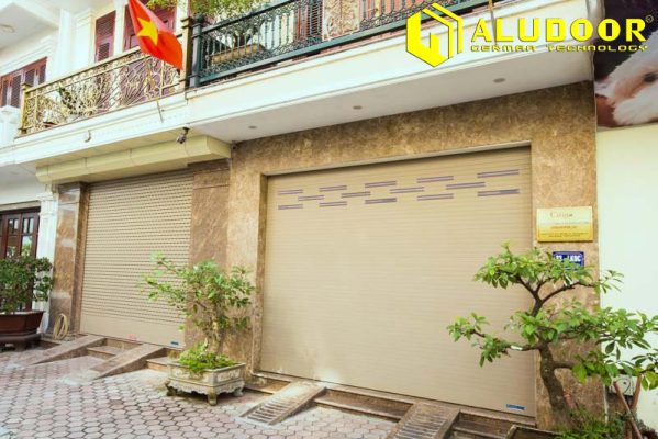 Cua cuon tai thu do Ha noi